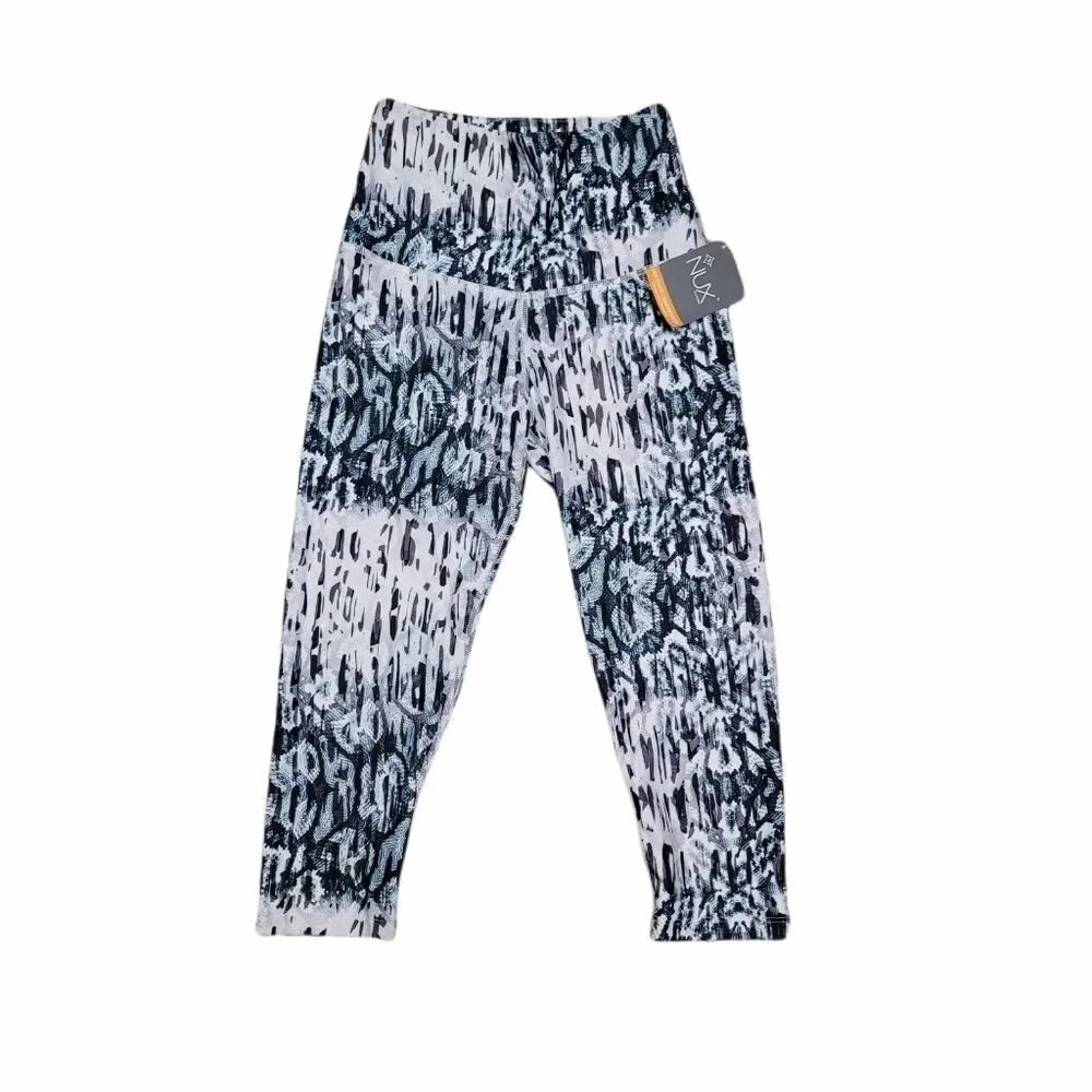 NUX Abstract Print high rise capri legging